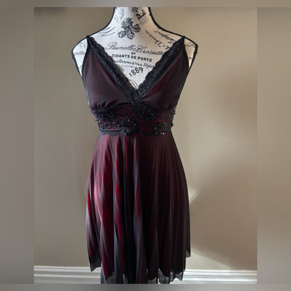 📌 $34 SOPRANO Spaghetti Strap Dress